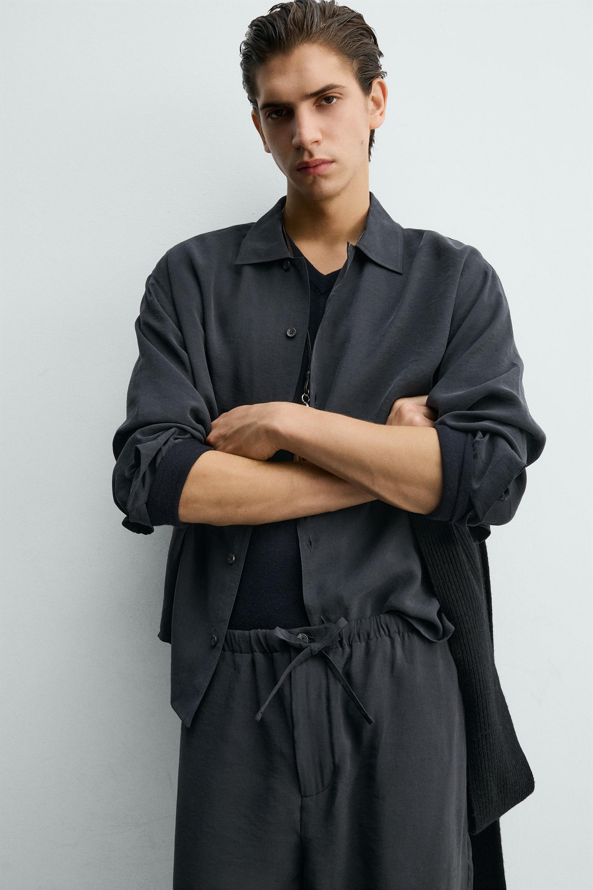 RELAXED FIT FLOWY SHIRT